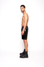 Lade das Bild in den Galerie-Viewer, BLACK SHORTS

